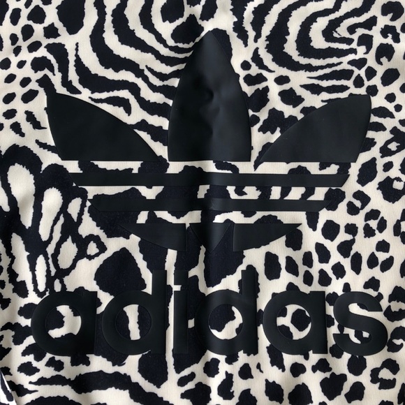 Rare Adidas Pullover - Picture 3 of 4